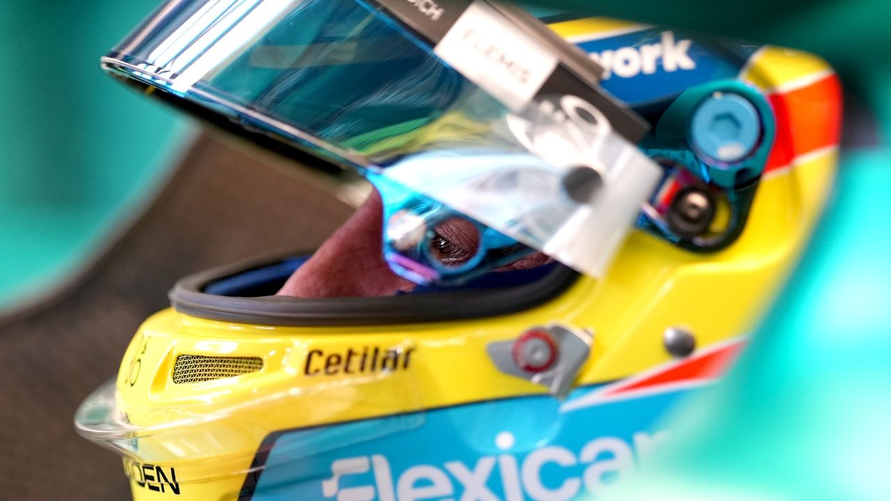 Aston Martin ve a Alonso capaz de hacer algo grande en Singapur: «Notamos que siente que es posible…»