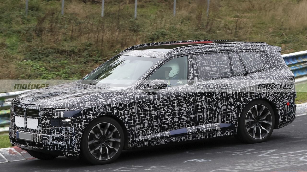 El BMW iX7 de 2028 enseña más músculo en Nürburgring, un SUV eléctrico con 800 CV y 800 km de autonomía