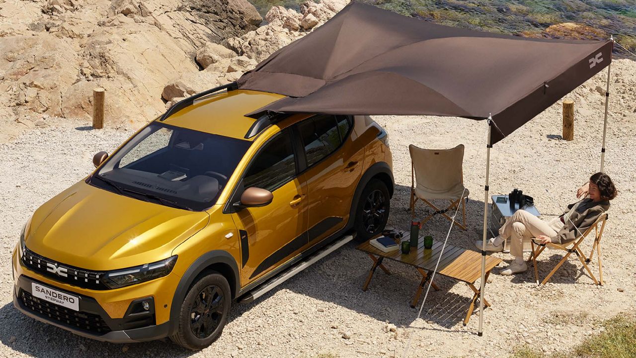 Nuevo Dacia Sandero Stepway con el toldo InNature