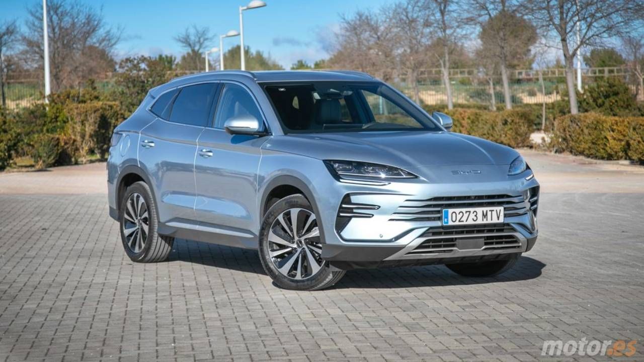 Europa cambia las reglas para los coches chinos: limita los híbridos, pero deja ‘‘vía libre’’ a los eléctricos