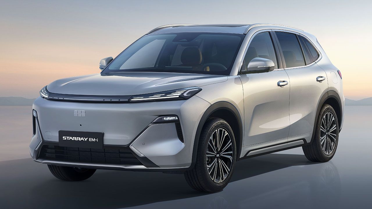 Vista frontal y lateral del Geely Starray EM-i