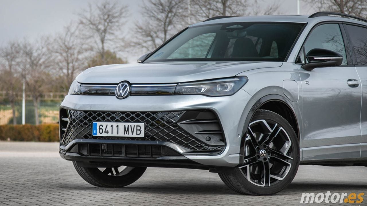 Volkswagen Tiguan - frontal