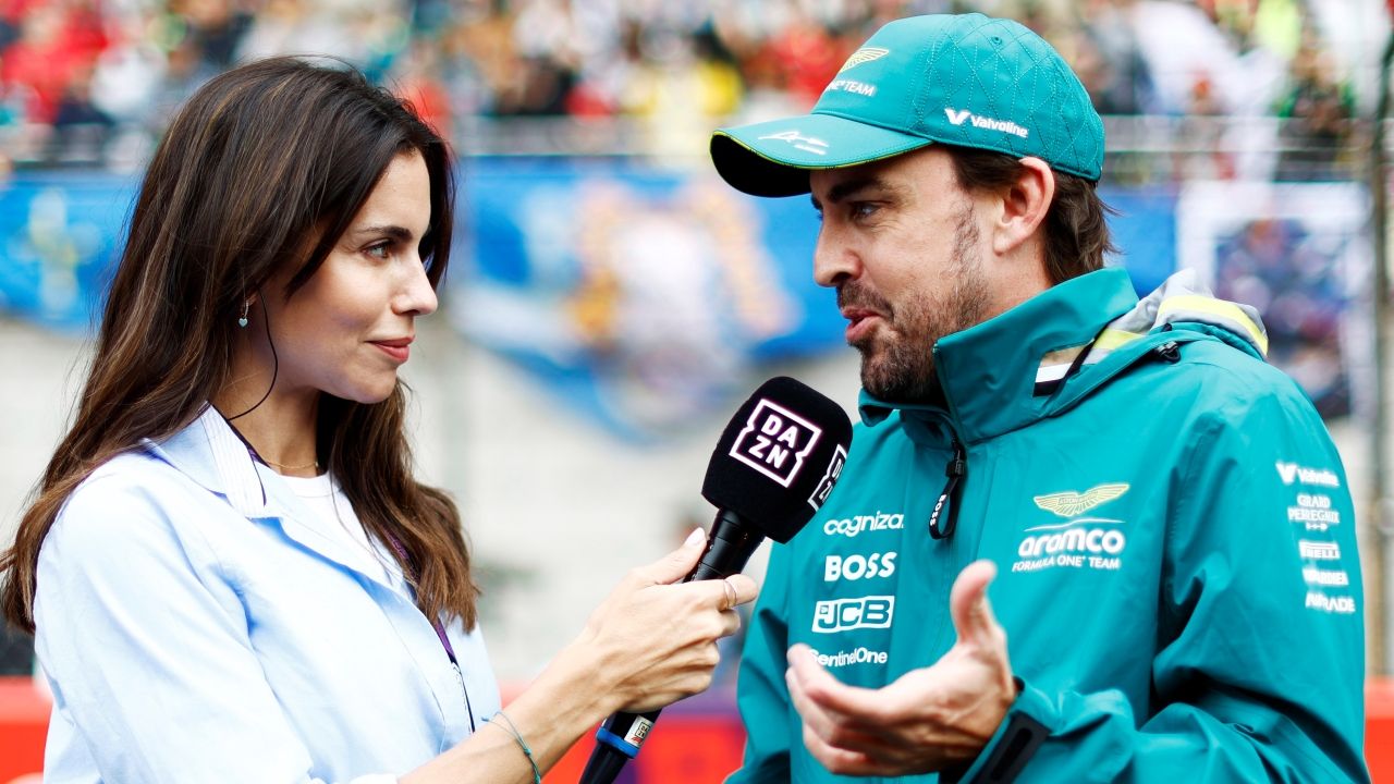 «Mi mujer prefiere que esté fuera cuando no somos competitivos»: la íntima confesión de Fernando Alonso tras su renovación