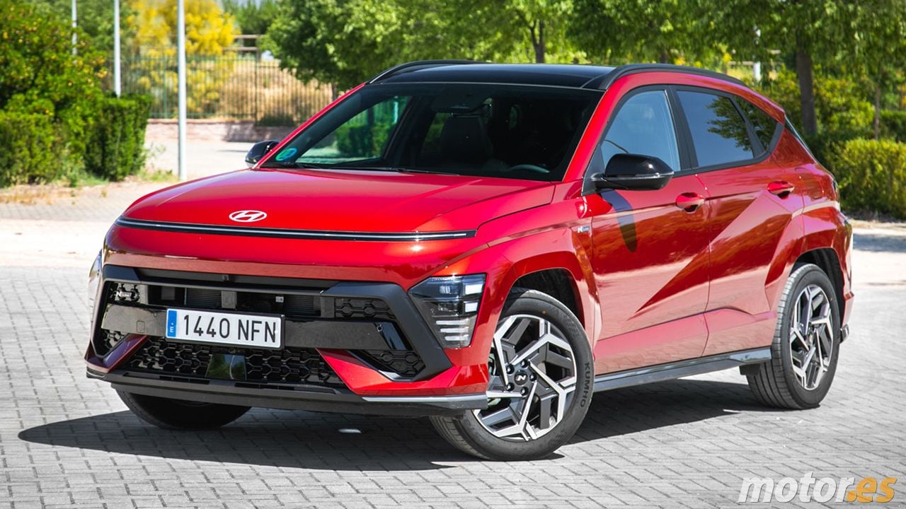 Más de 8.000 € de descuento para el Hyundai KONA híbrido: precio de Dacia para atacar a Toyota