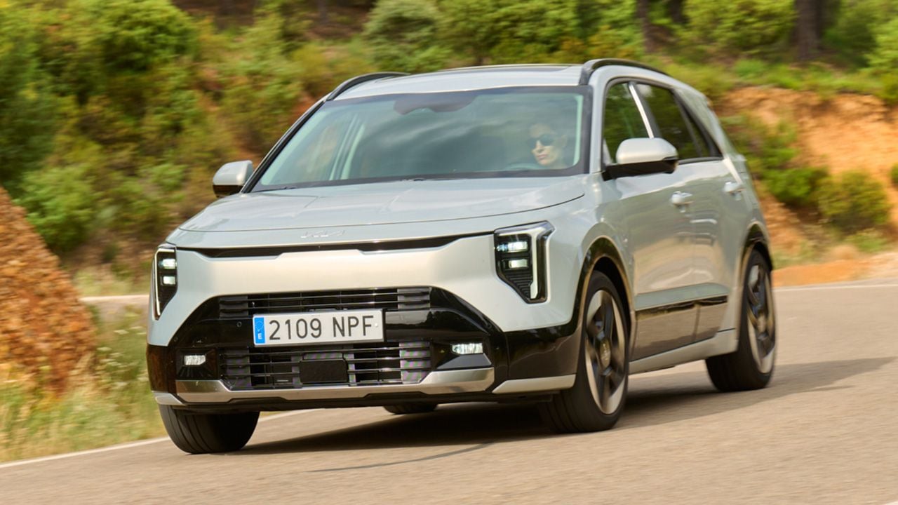 Antes de decidirte por un SUV chino, mira lo que ha hecho KIA con el nuevo Niro: 9.700 € de rebaja y 4,6 l/100 km