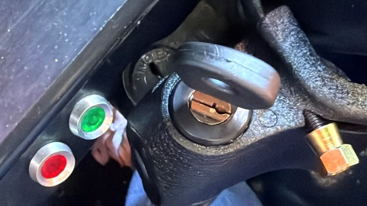El clausor de un Citroën 2CV.