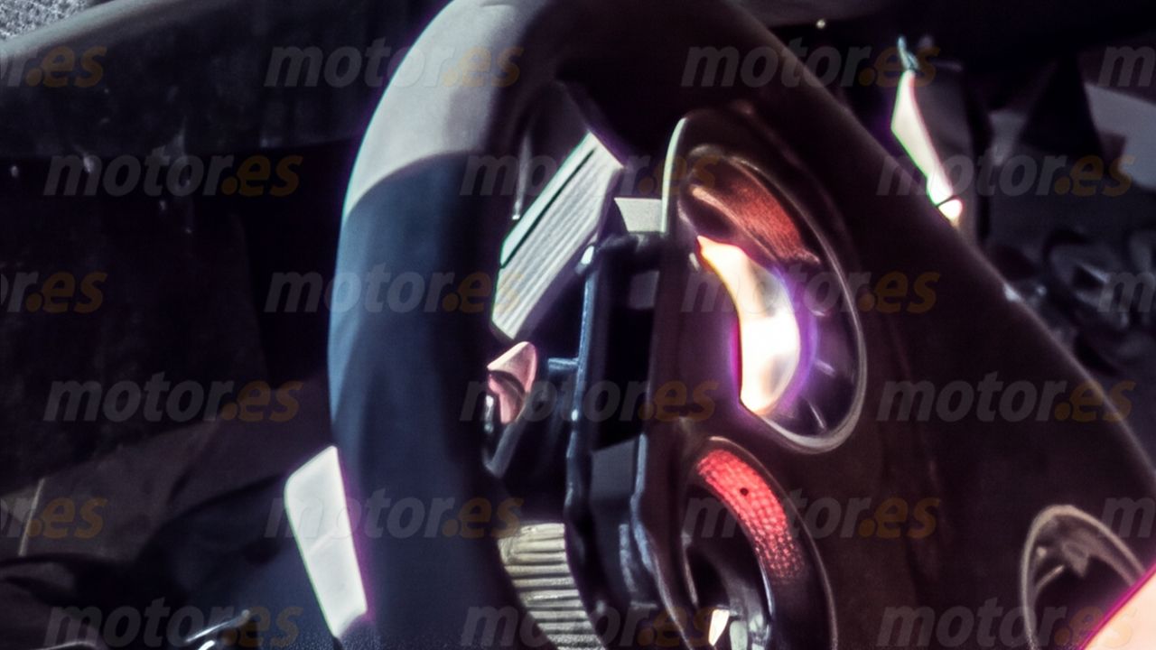 Foto espía mula Peugeot 208 2027
