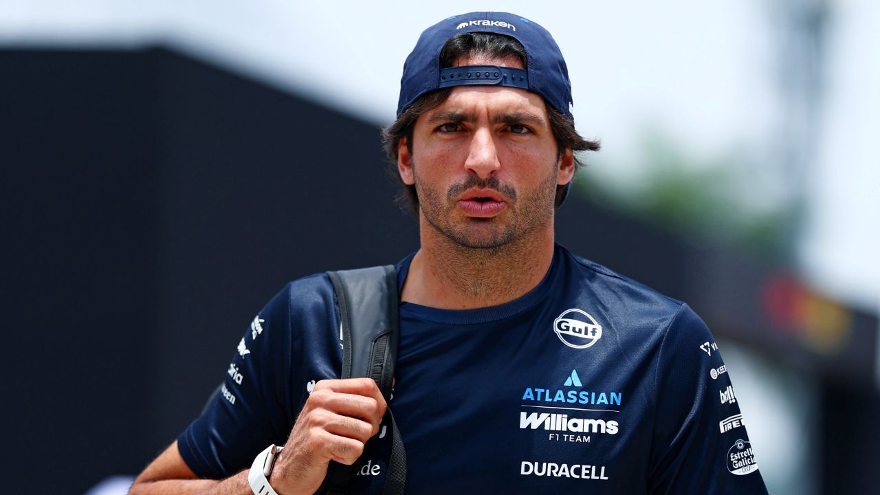 «¿Quién decidió que este era el camino a seguir?»: Carlos Sainz pide responsabilidades y soluciones
