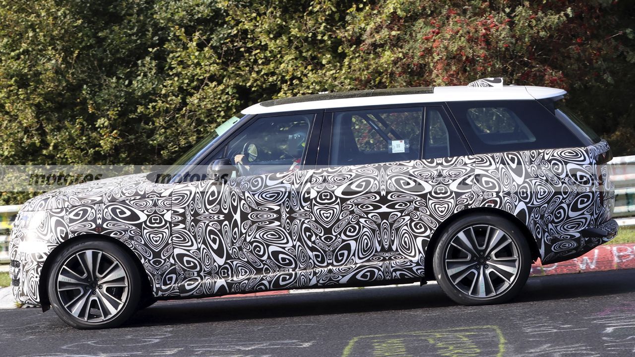 El Range Rover Facelift deja al descubierto su nuevo frontal en Nürburgring, pero hay algo que no gustará a sus clientes