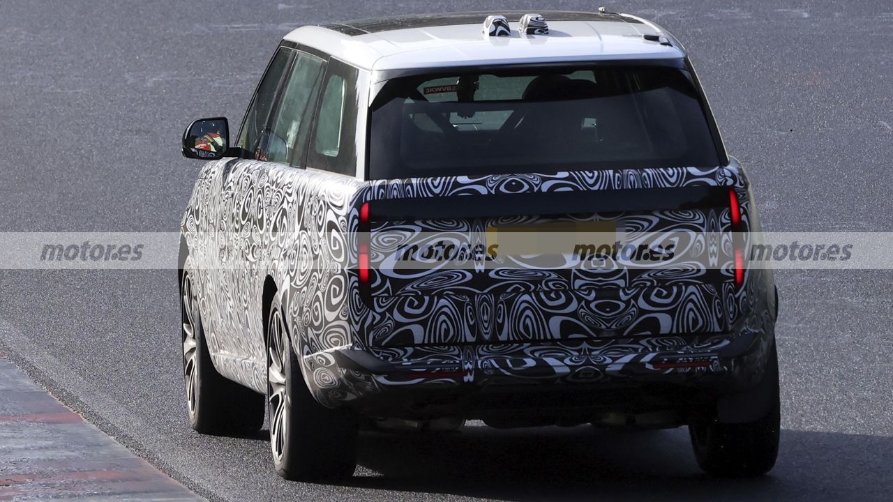 Vista trasera del Range Rover 2027