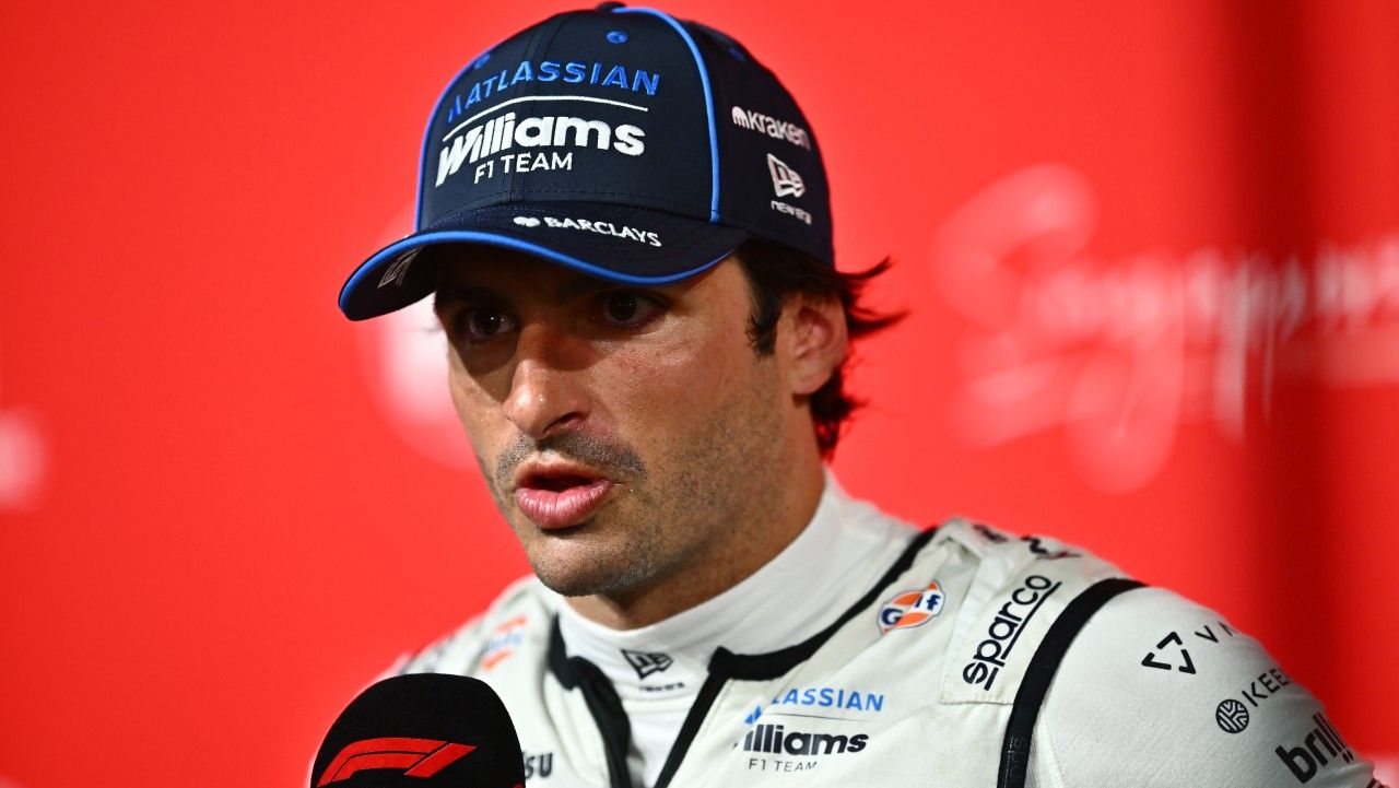 Sainz carga contra la FIA tras el lio de la SQ1: «Hacen cosas diferentes dependiendo de quien se quede fuera»
