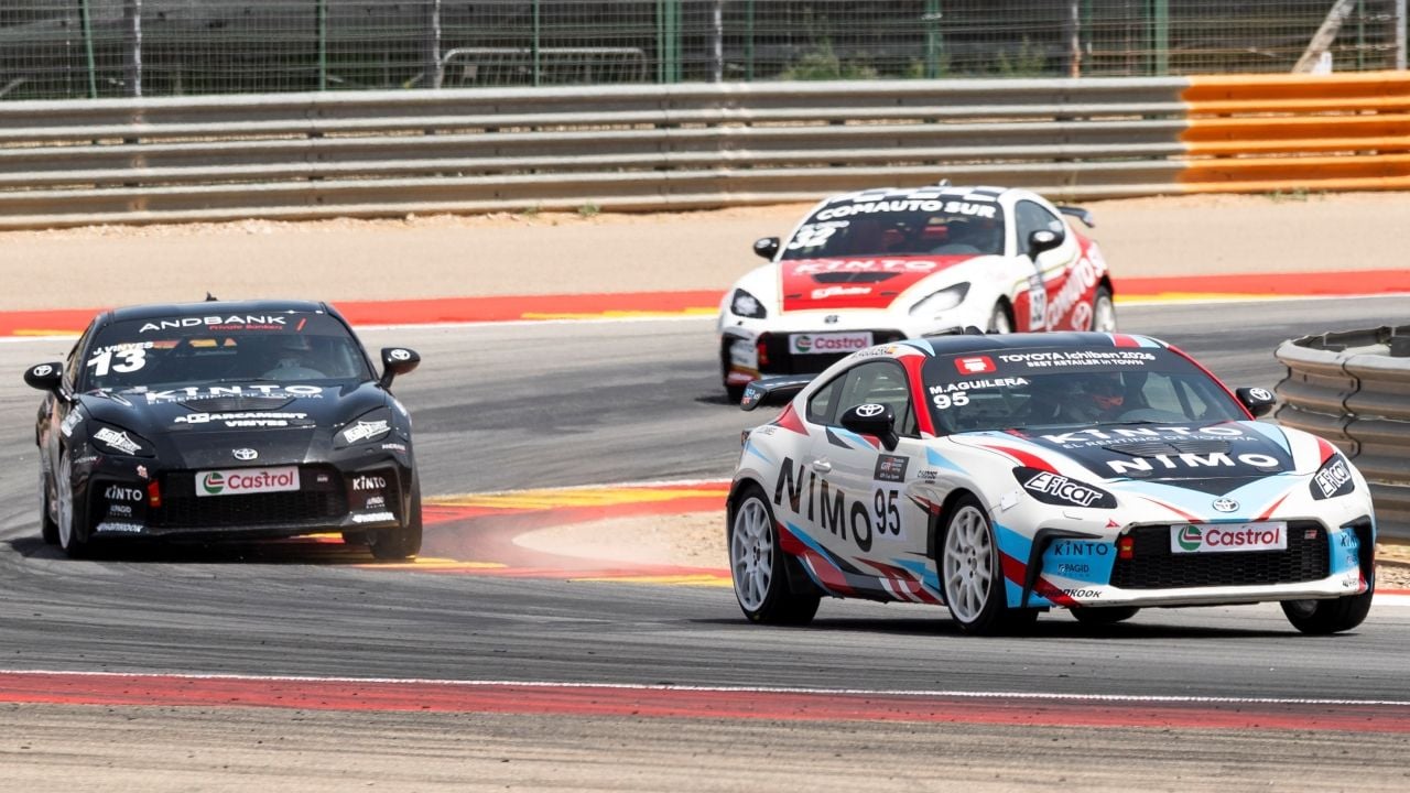 Me he encontrado con el Toyota GR86 en los circuitos: el deportivo que España perdió demasiado pronto