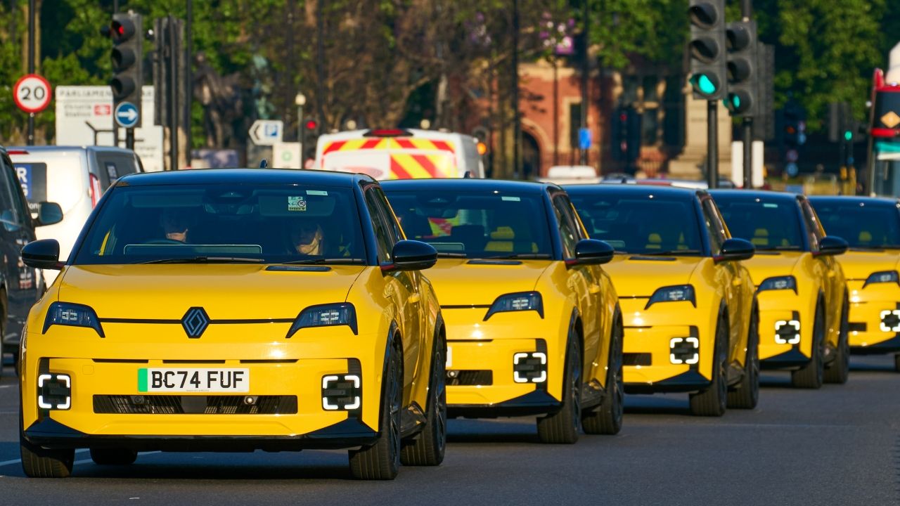 Uno de cada cuatro Renault vendidos ya es eléctrico: la marca roza el doble que a principios de año