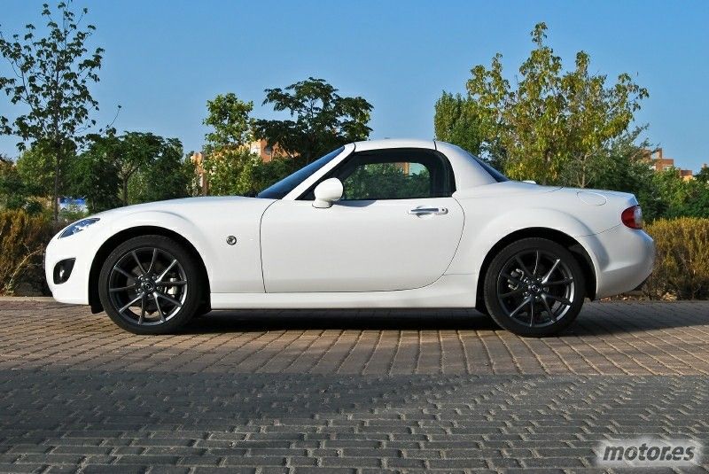 Mazda MX5 lateral