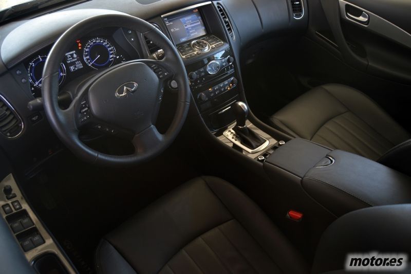 Infiniti EX30d GT Premium