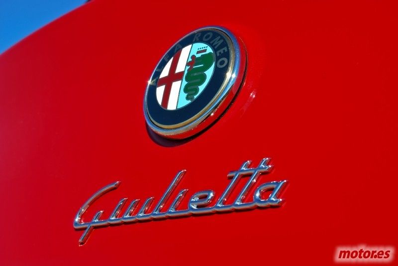 Alfa Romeo Giulietta logo