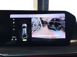 Audi Q3 Sportback Black Line Edition - Miniatura 23