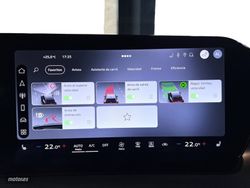 Audi Q3 Sportback Black Line Edition - Miniatura 30
