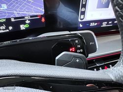 Audi Q3 Sportback Black Line Edition - Miniatura 42