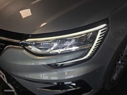 Renault Megane ZEN E-TECH 160 CV HIBRIDO ENCHUFABLE - Miniatura 22