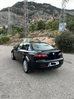 Alfa Romeo 159 1.9 jtdm selective - Miniatura 3