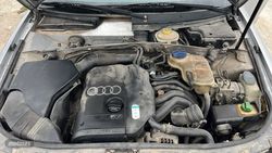 Audi A4 1.8 - Miniatura 4