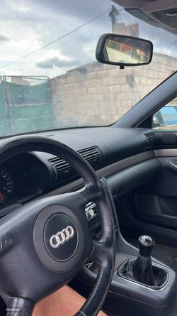 Audi A4 1.8 - Miniatura 5