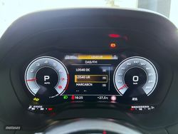 Audi Q2 35 TDI S-Tronic Adrenalin Black Line Edition - Miniatura 13