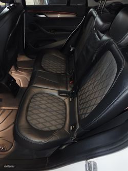 BMW X1 sDrive18i - Miniatura 4