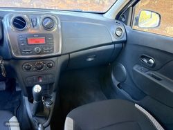 Dacia Sandero 1.0 FSI STEPWAY KLIMA A/C COMO NUEVO!! - Miniatura 21