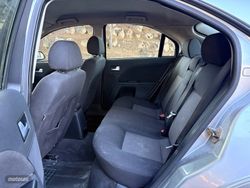 Ford Mondeo 2.0 TDCI SPORT-KLIMATIZADOR-LL/A17"-AIRBAGS-CD - Miniatura 17