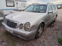 Mercedes Clase E E320 AVANT CDI AVANTGARDE AUT. 197 CV. - Miniatura 1