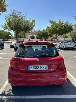 Peugeot 207 Urban - Miniatura 3