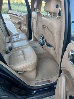Porsche Cayenne 3.0 - Miniatura 7