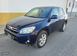 Toyota RAV 4 D4d 4x4 - Miniatura 1