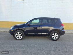 Toyota RAV 4 D4d 4x4 - Miniatura 4