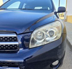 Toyota RAV 4 D4d 4x4 - Miniatura 15