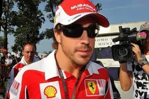 Alonso y Ferrari en Singapur con difusor mejorado