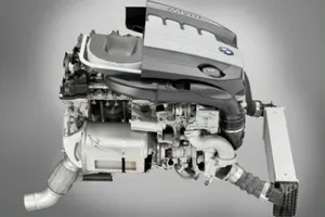 BMW mejora la potencia y economía de su motores diesel 3.0 litros doble turbo y gasolina mono turbo