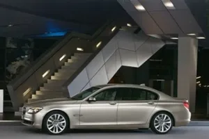 BMW Serie 7 y X6 ActiveHybrid serán presentados en Frankfurt