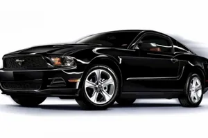 Ford Mustang 2011 bate nuevo record de economía