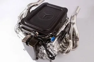 Mercedes: costes más elevados a pesar de la homologación de motores