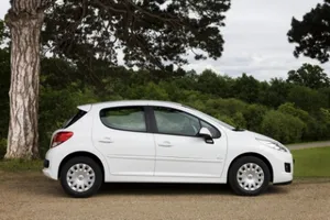 Peugeot 207 2010: Bueno, bonito y barato