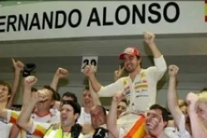 Renault confirma que Alonso no seguirá en 2010