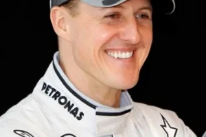 Schumacher se jubilará en Mercedes