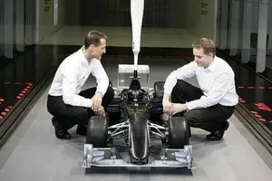 Schumacher y su nuevo equipo: Se habla alemán