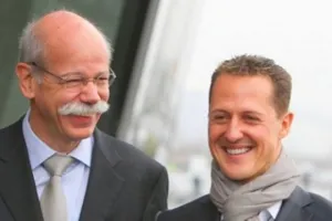 Zetsche exige victorias para Schumi y Mercedes