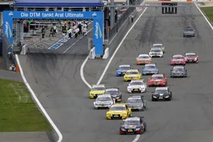 Titular. DTM Nurburgring. Ekström estrena su casillero