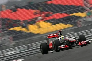 GP Corea 2011, Libres 3: Mclaren también domina en seco