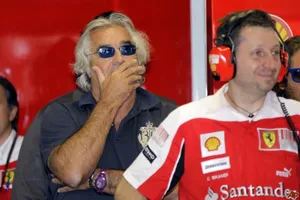 Briatore augura otro mal año para Ferrari